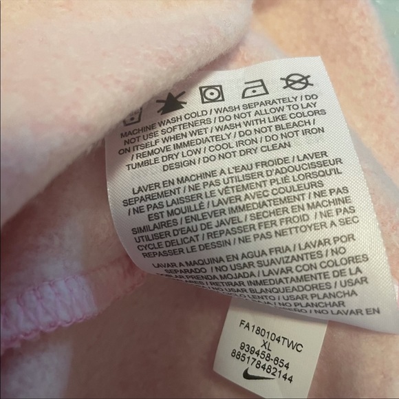 Nike Sweater - Picture 7 of 8